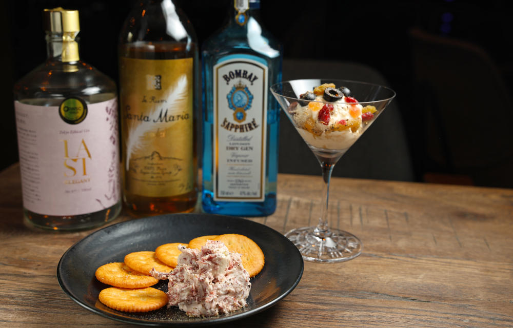 SOUND BAR HOWL 写真